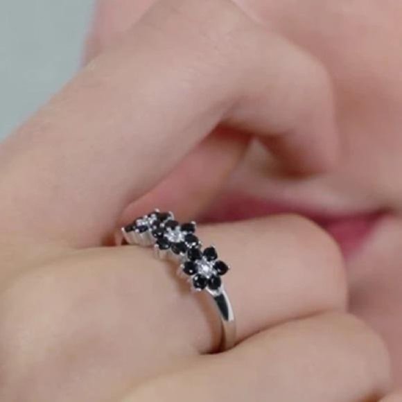 New S925 Black Spinel Diamond Sterling Silver Ring, cute Ring, shiny Ring. - Picture 4 of 4